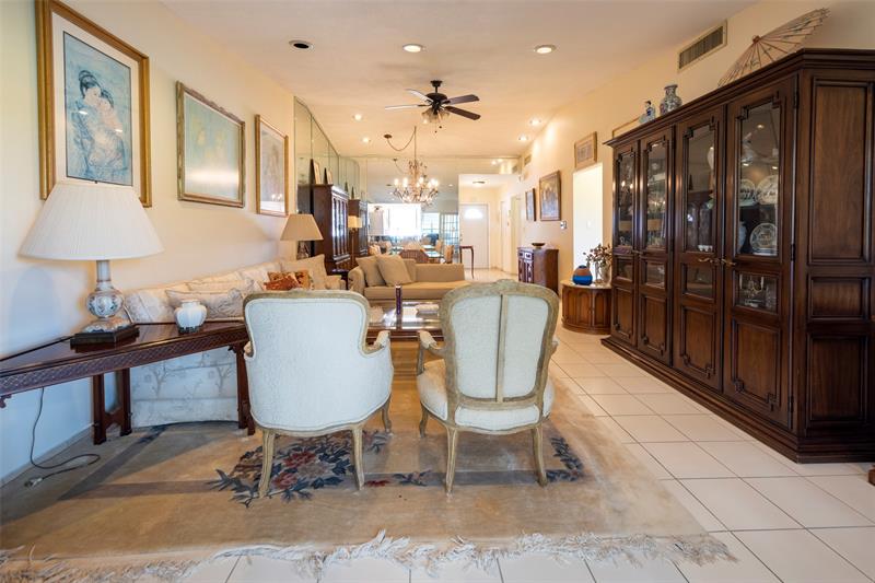 Image 14 of 44 For 6454 Pinehurst Cir E.  D27