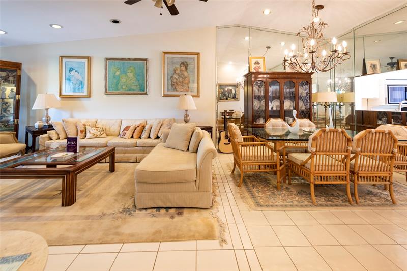 Image 5 of 44 For 6454 Pinehurst Cir E.  D27