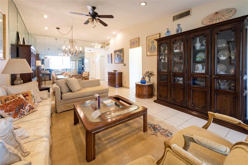 Image 6 of 44 For 6454 Pinehurst Cir E.  D27