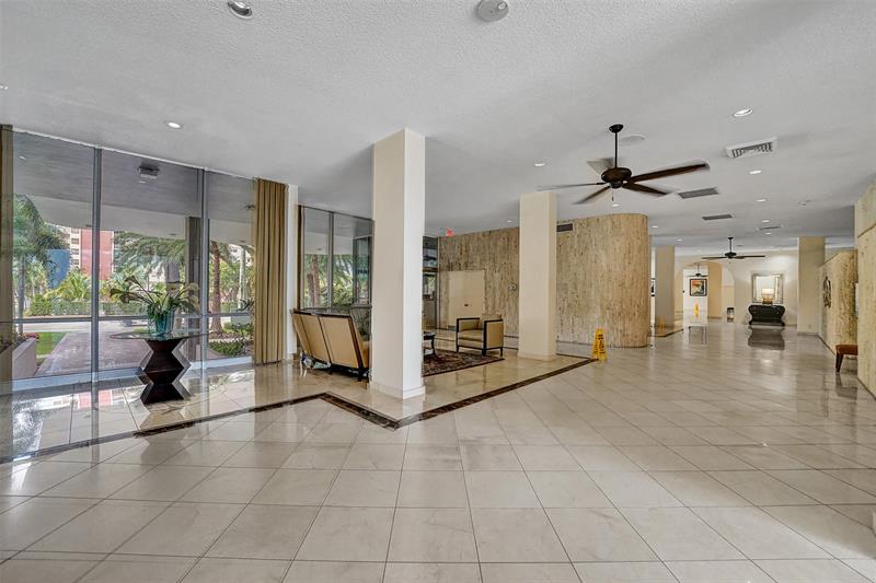 Image 28 of 62 For 1390 Ocean Blvd  14b