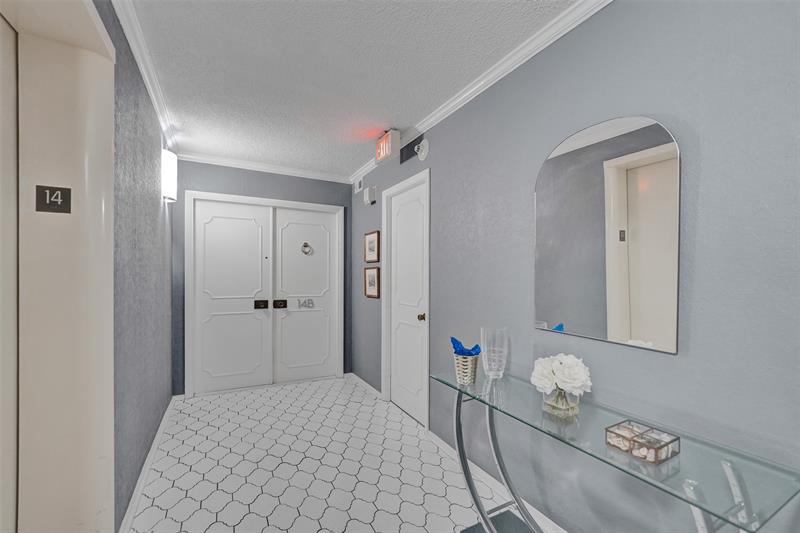 Image 4 of 62 For 1390 Ocean Blvd  14b