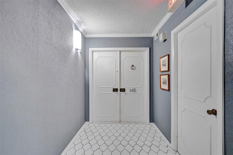 Image 42 of 62 For 1390 Ocean Blvd  14b