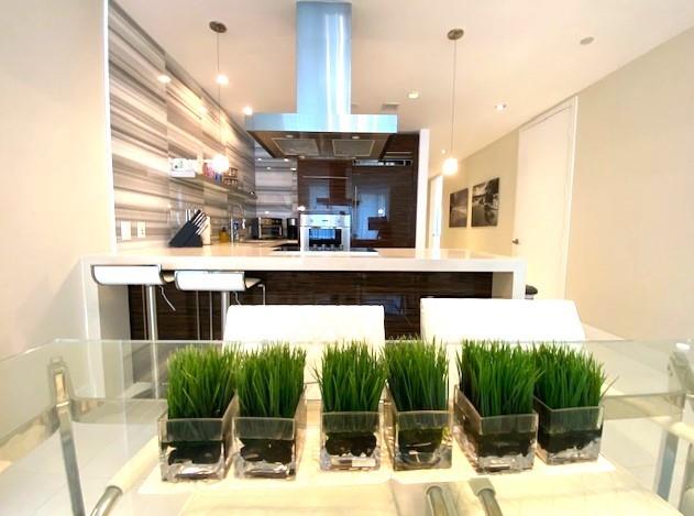 Image 11 of 26 For 1100 Biscayne Blvd  4204