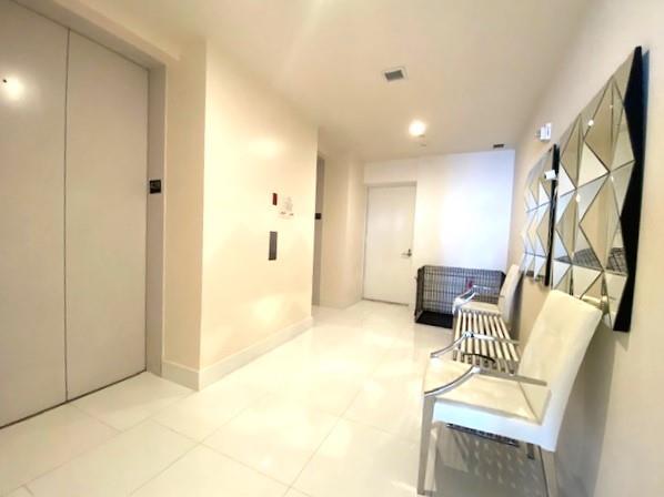 Image 26 of 26 For 1100 Biscayne Blvd  4204