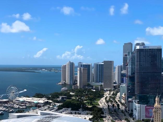Image 5 of 26 For 1100 Biscayne Blvd  4204