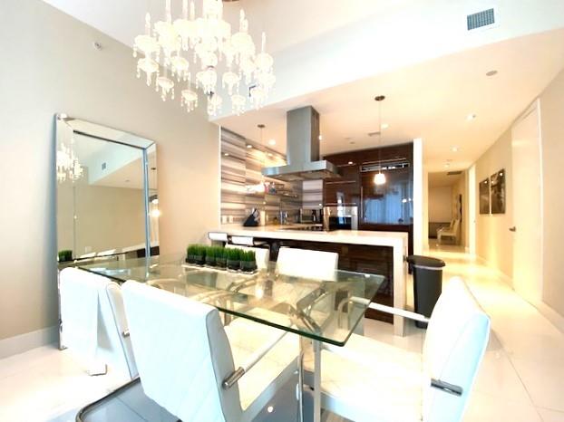 Image 9 of 26 For 1100 Biscayne Blvd  4204
