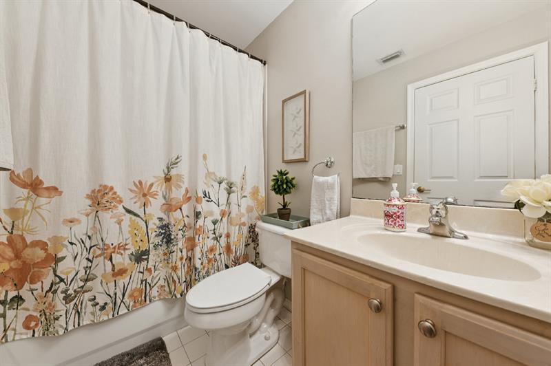Image 12 of 15 For 5076 La Sedona Cir