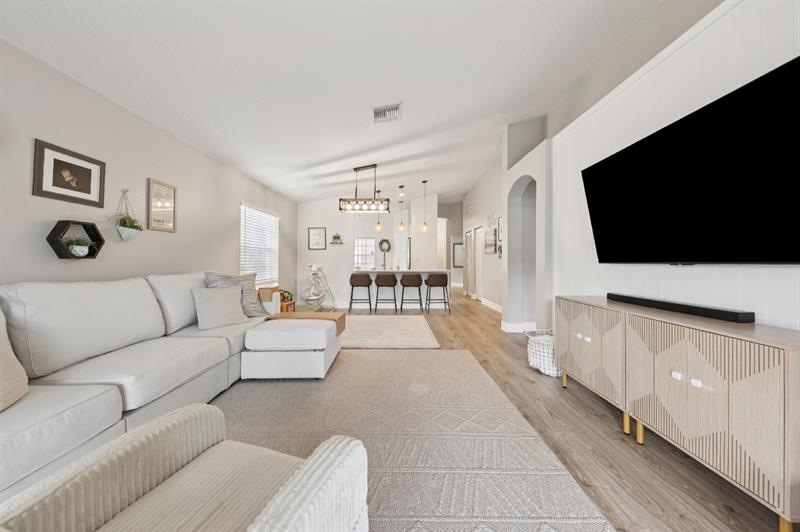 Image 7 of 15 For 5076 La Sedona Cir