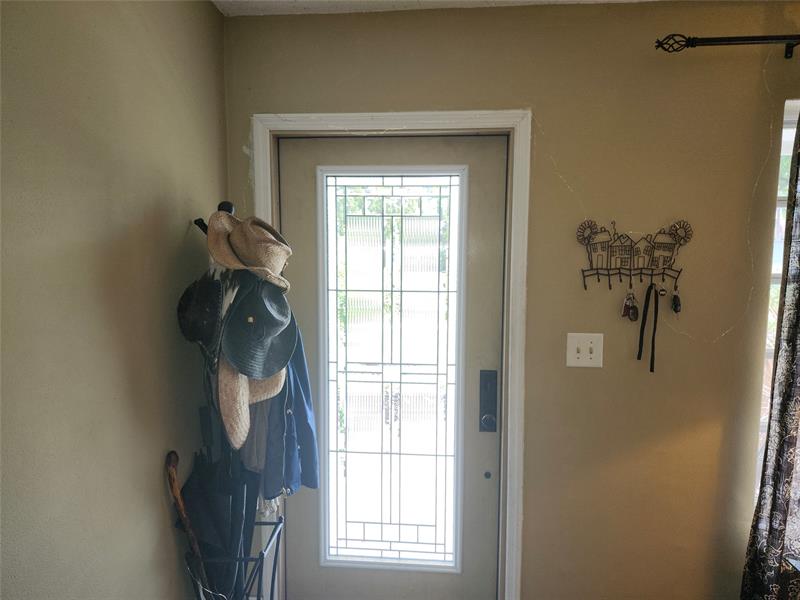 Image 18 of 40 For 10321 18th Pl