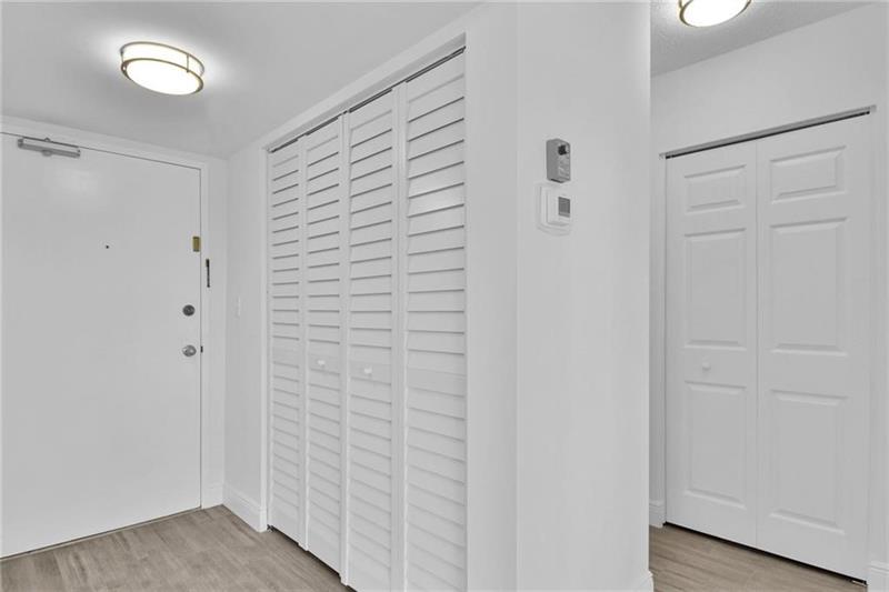 Image 11 of 31 For 1831 38th St  502