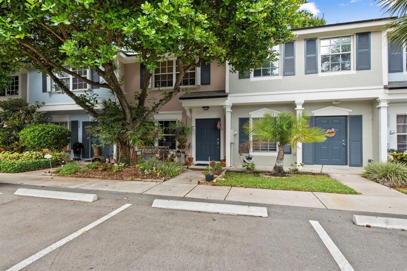 Details for 3320 Confetti Ln  3320, Margate, FL 33063