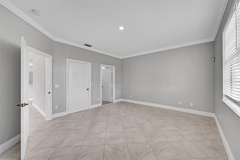 Image 19 of 45 For 23269 Carolwood Ln  202