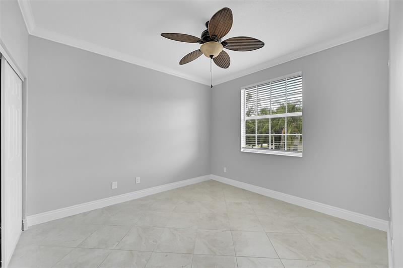 Image 25 of 45 For 23269 Carolwood Ln  202