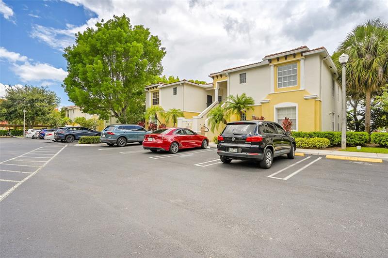 Image 3 of 45 For 23269 Carolwood Ln  202