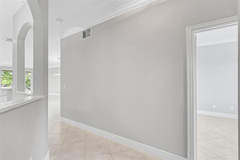 Image 5 of 45 For 23269 Carolwood Ln  202