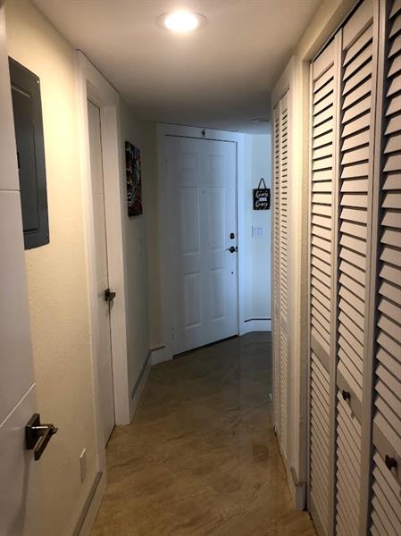 Image 4 of 12 For 12540 Vista Isles Dr  1127