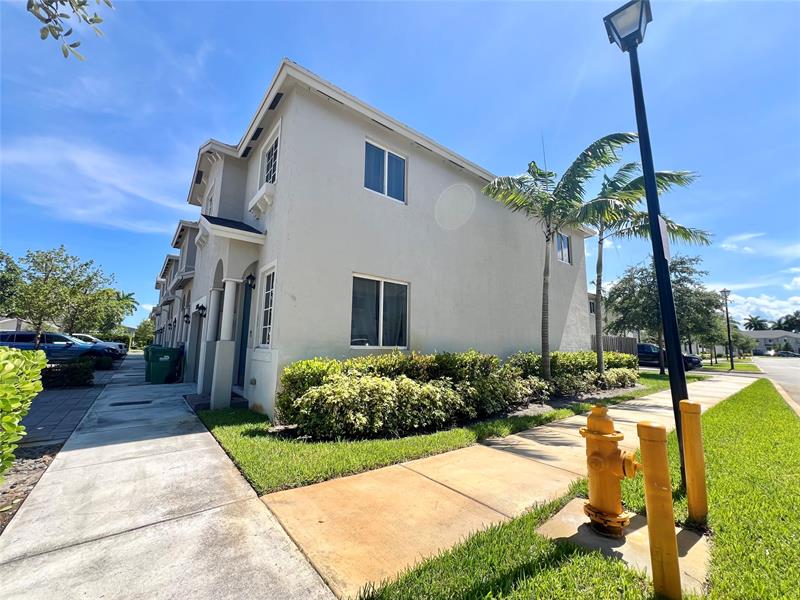 Image 4 of 4 For 20894 13th Ct  20894