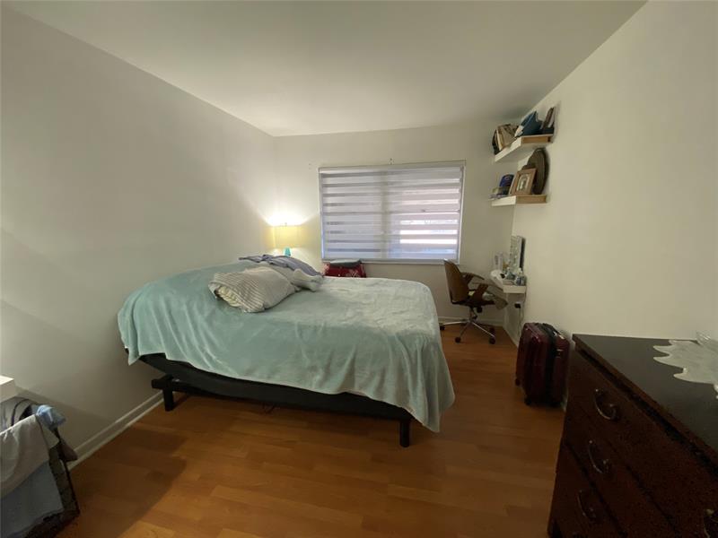 Image 10 of 12 For 4354 9th Ave  14-1e