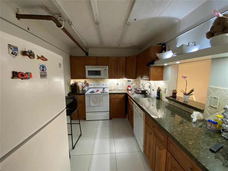 Image 11 of 12 For 4354 9th Ave  14-1e