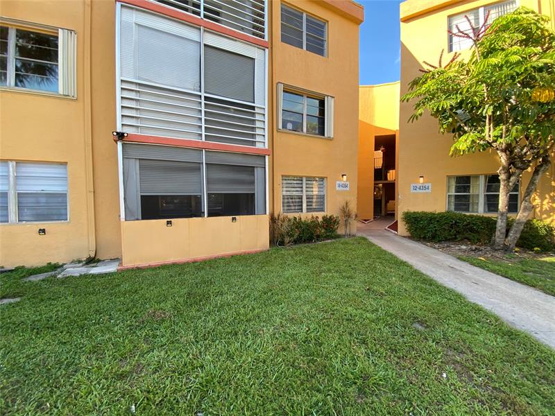 Image 3 of 12 For 4354 9th Ave  14-1e