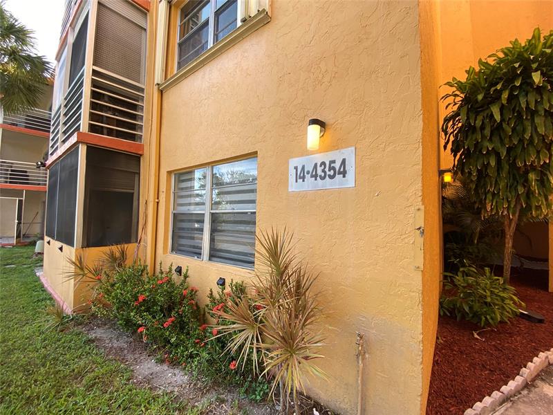 Image 4 of 12 For 4354 9th Ave  14-1e