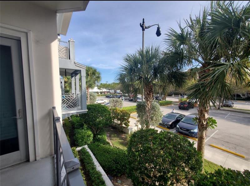 Image 16 of 29 For 4511 El Mar Dr  202