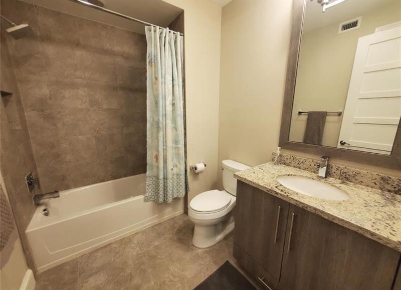 Image 19 of 29 For 4511 El Mar Dr  202