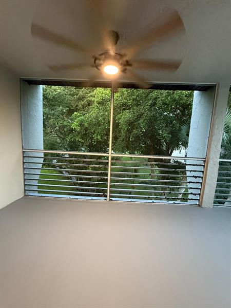 Image 14 of 20 For 9480 Poinciana Pl  410