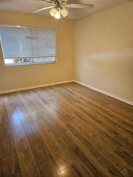 Image 16 of 16 For 5035 Wiles Rd  105