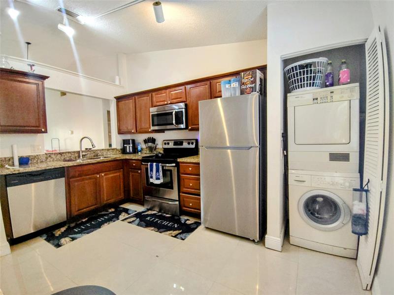 Details for 2481 56th Ave  8-16, Lauderhill, FL 33313