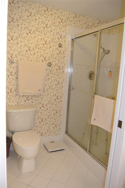 Image 11 of 31 For 7735 Yardley Dr  103