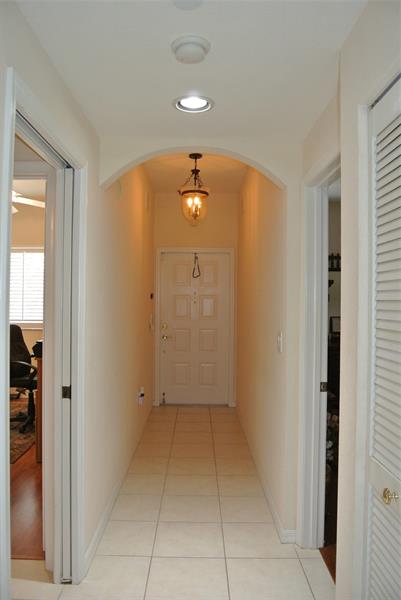 Image 7 of 31 For 7735 Yardley Dr  103
