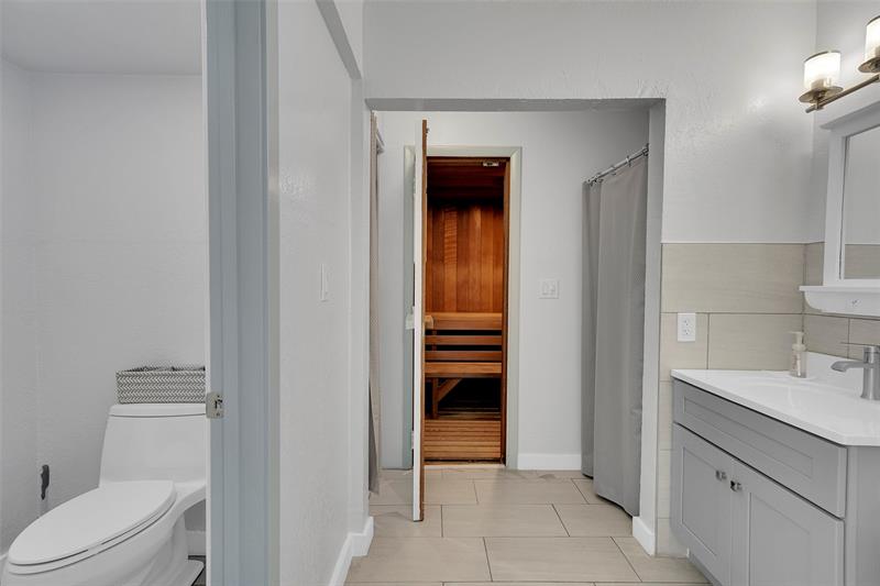 Image 47 of 50 For 400 Surf Rd  703