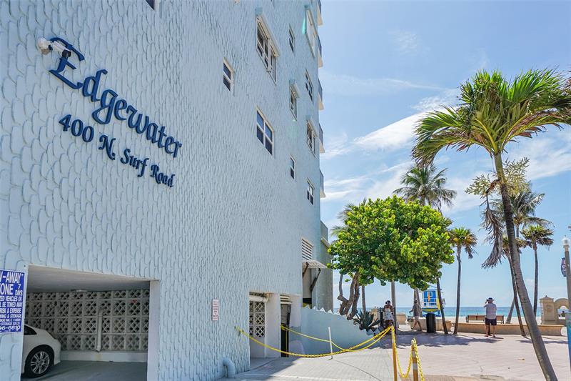 Image 5 of 50 For 400 Surf Rd  703