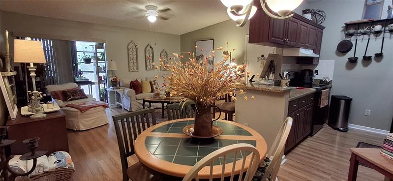 Image 11 of 54 For 7731 Ashmont Cir  212