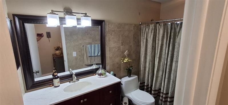 Image 16 of 54 For 7731 Ashmont Cir  212