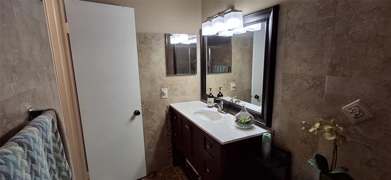 Image 20 of 54 For 7731 Ashmont Cir  212