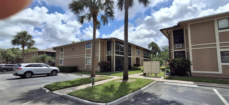 Image 5 of 54 For 7731 Ashmont Cir  212