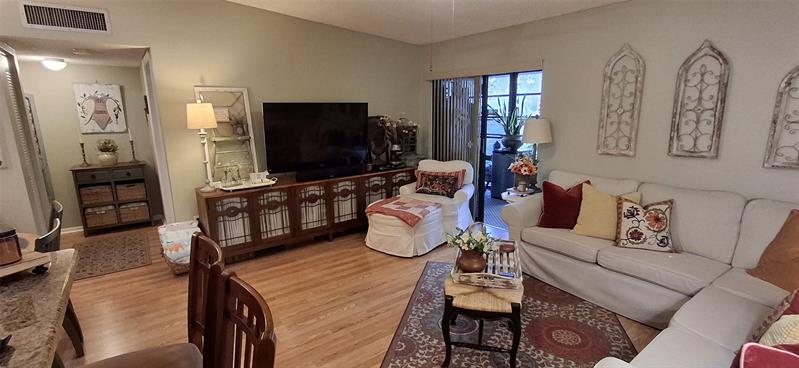 Image 8 of 54 For 7731 Ashmont Cir  212