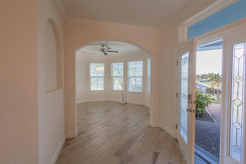 Image 5 of 10 For 2547 Saint Lucia Cir