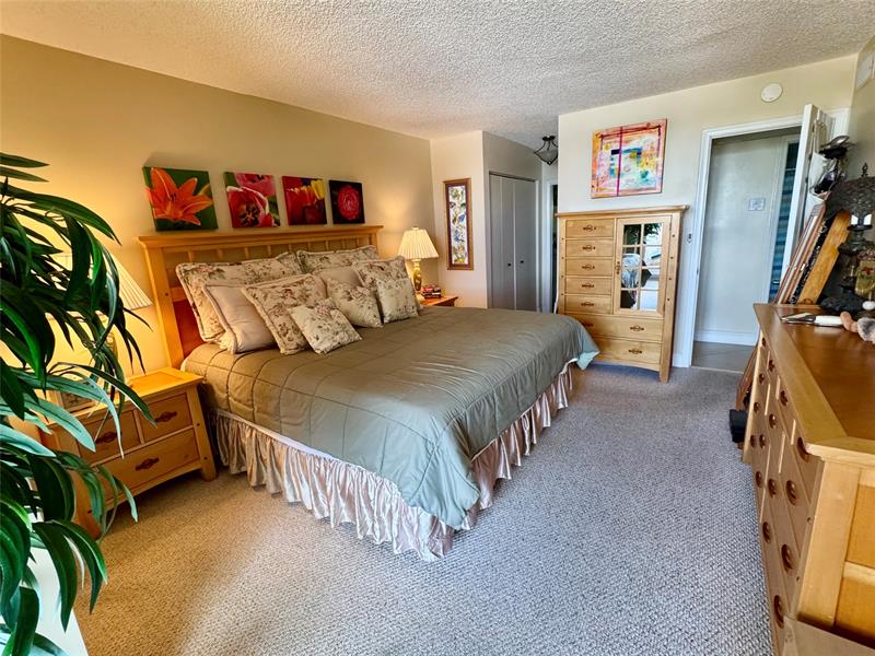 Image 11 of 28 For 740 Federal Hwy  216