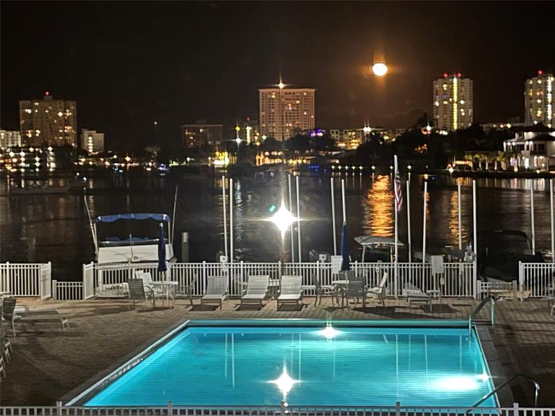 Image 24 of 28 For 740 Federal Hwy  216