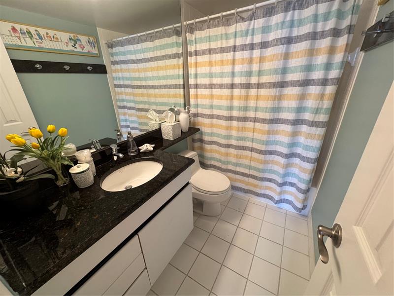 Image 6 of 28 For 740 Federal Hwy  216