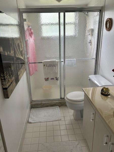 Image 13 of 14 For 2901 Victoria Cir  A1