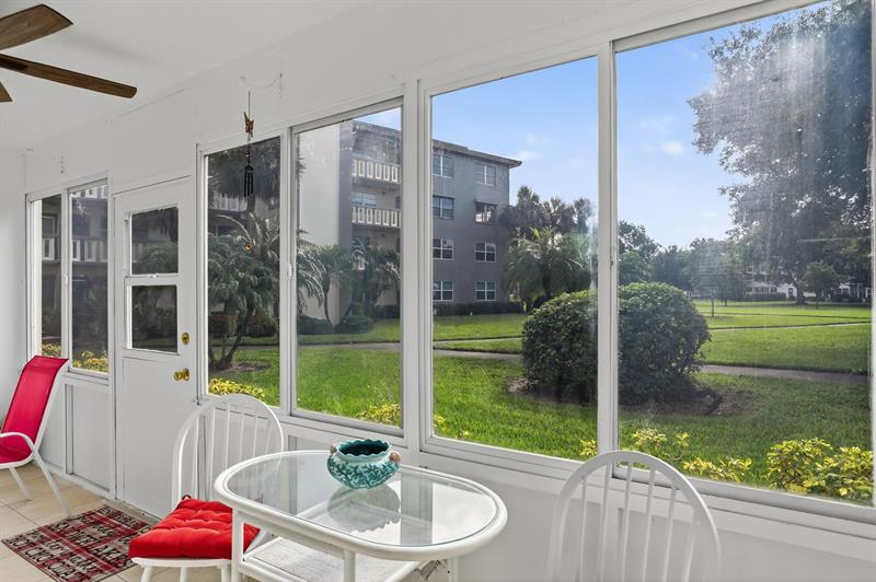 Image 22 of 31 For 2901 Victoria Cir  A1