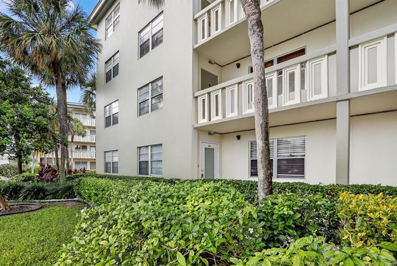 Image 29 of 31 For 2901 Victoria Cir  A1