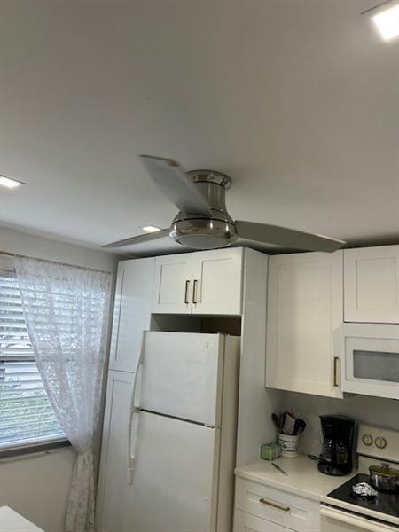 Image 5 of 14 For 2901 Victoria Cir  A1
