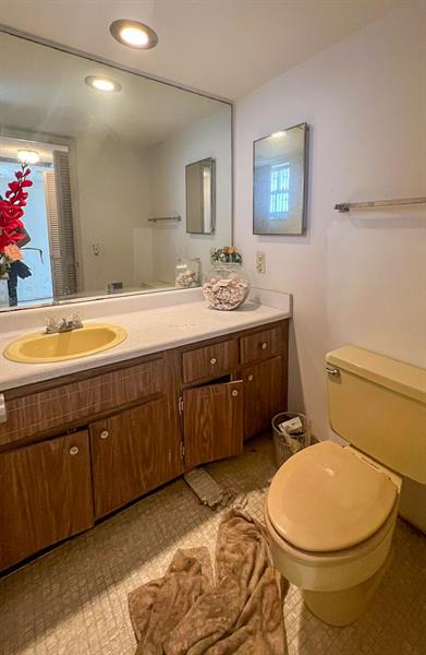 Image 6 of 15 For 3050 Palm Aire Dr  604