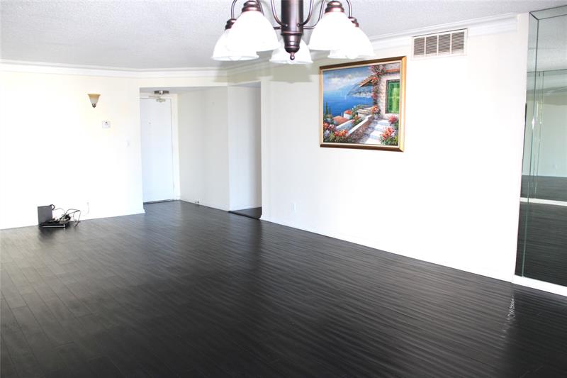 Image 10 of 22 For 1000 Ocean Blvd  5-l