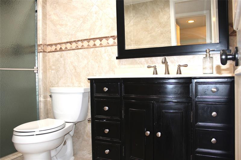 Image 22 of 22 For 1000 Ocean Blvd  5-l